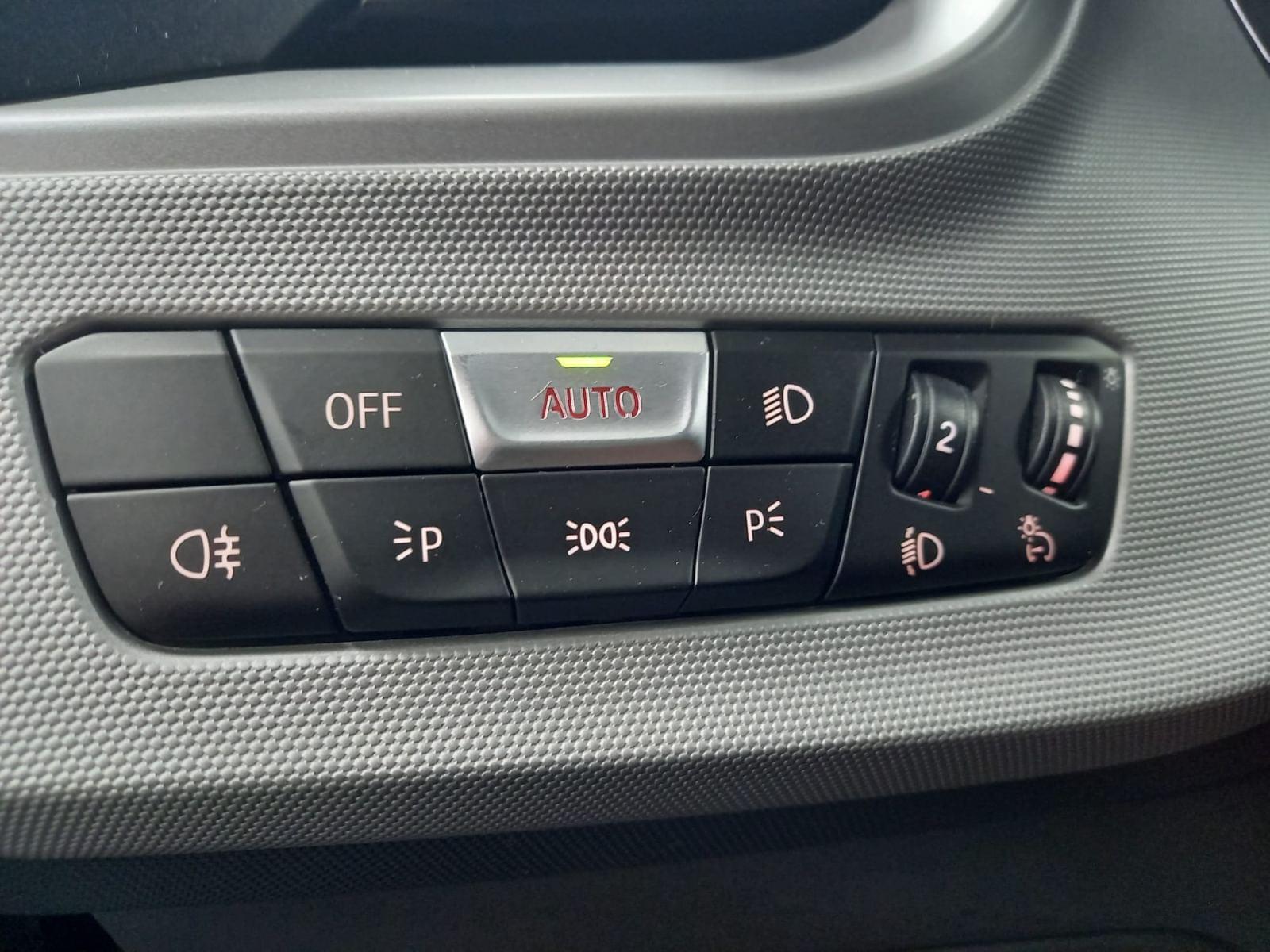 BMW SERIE 1 116 d AdBlue Model Advantage Business 14