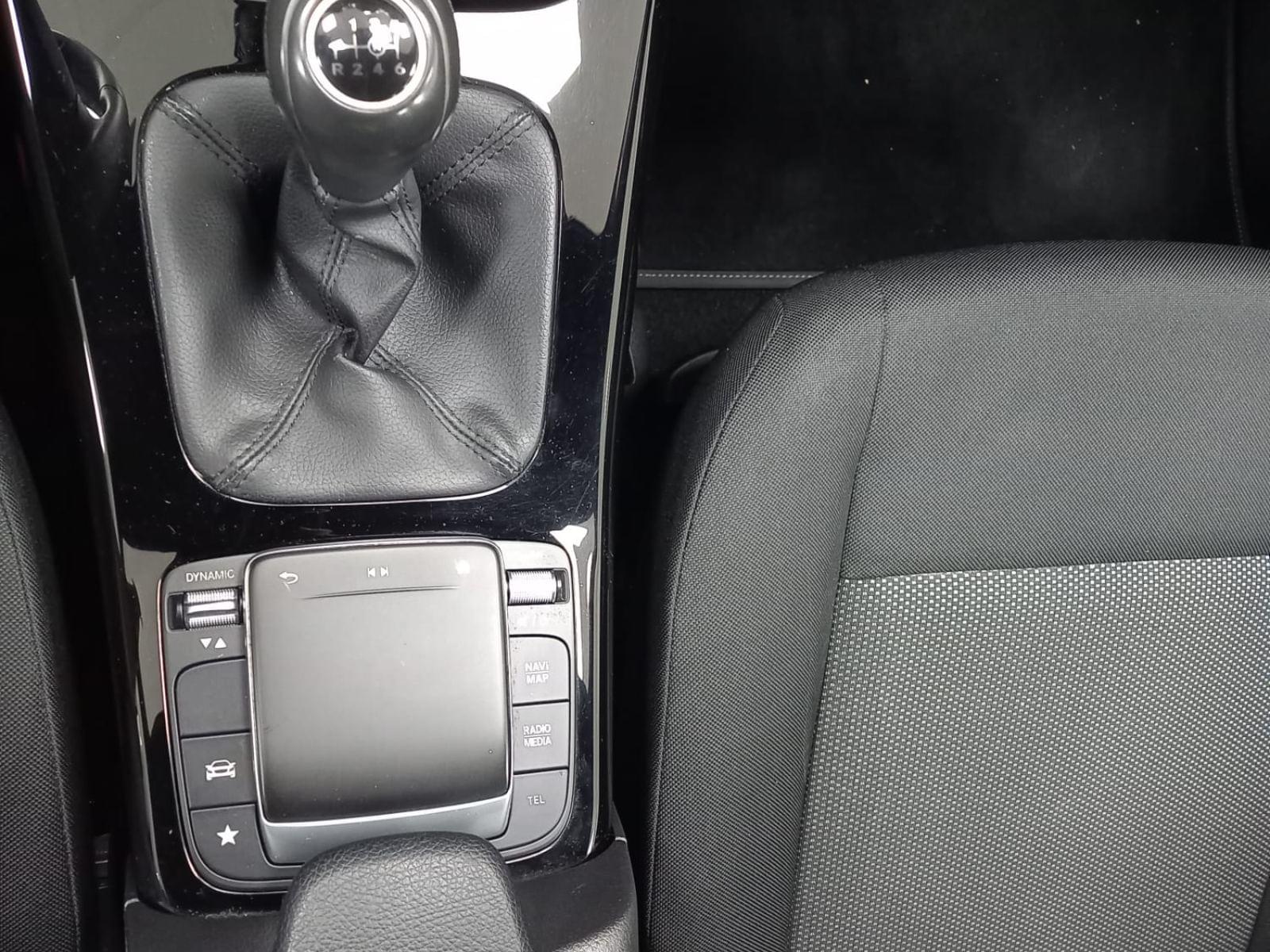 MERCEDES CLASE CLA SB 180 7 