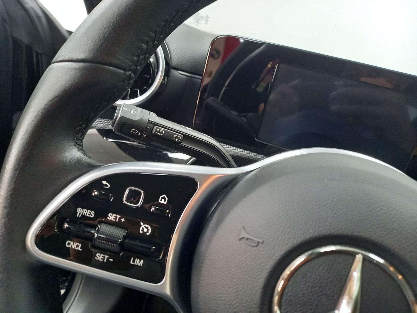 MERCEDES CLASE CLA SB 180 17 