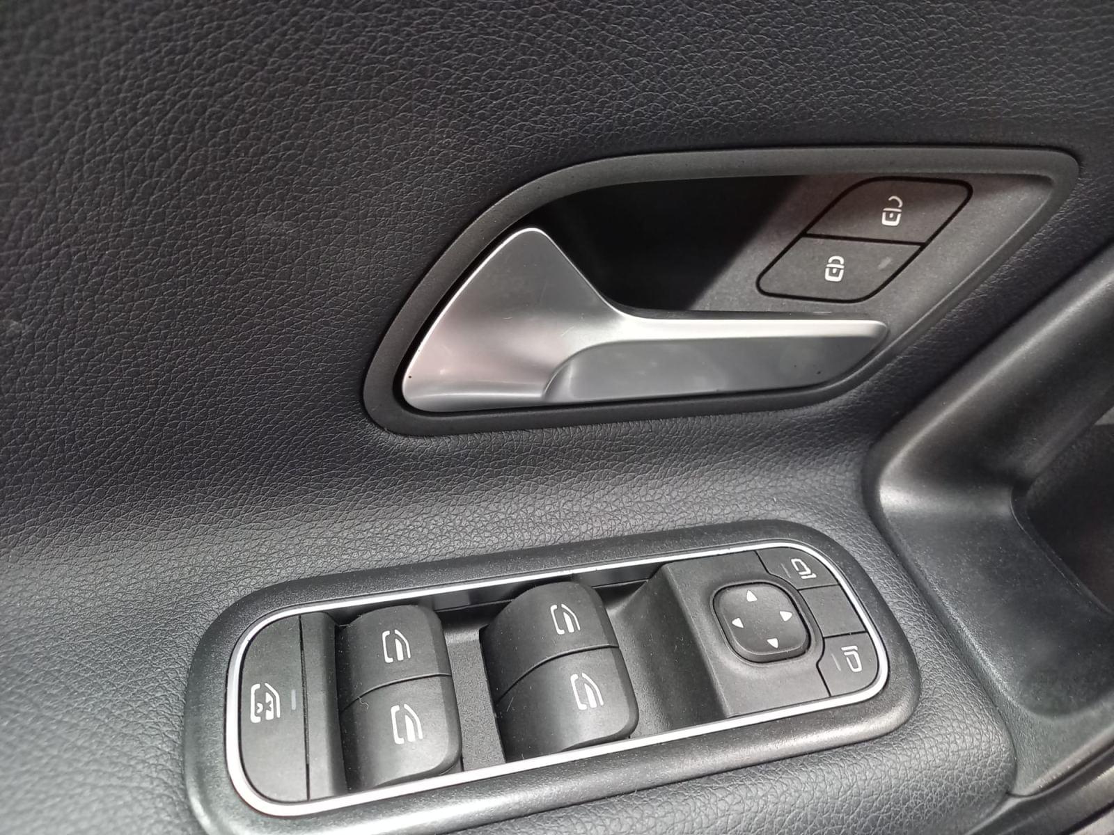 MERCEDES CLASE CLA SB 180 20 