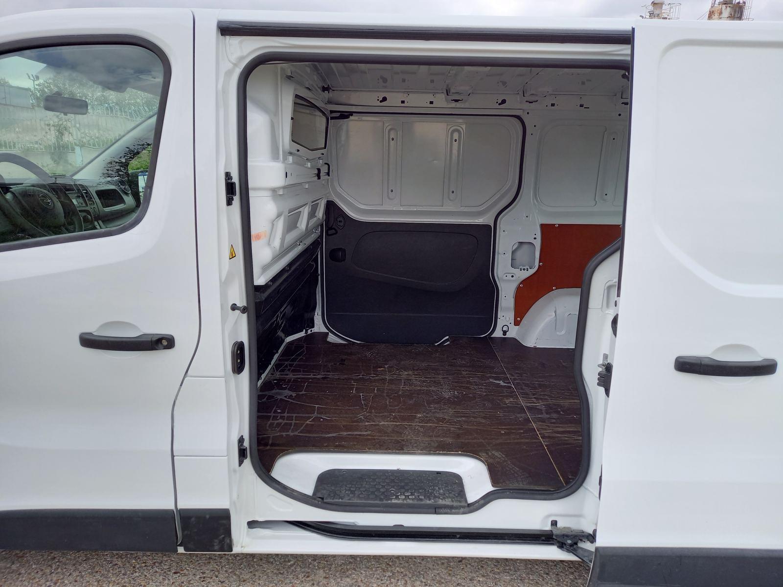 OPEL VIVARO 2700 1.6 CDTi L1H1 Edition (EU6) 15 