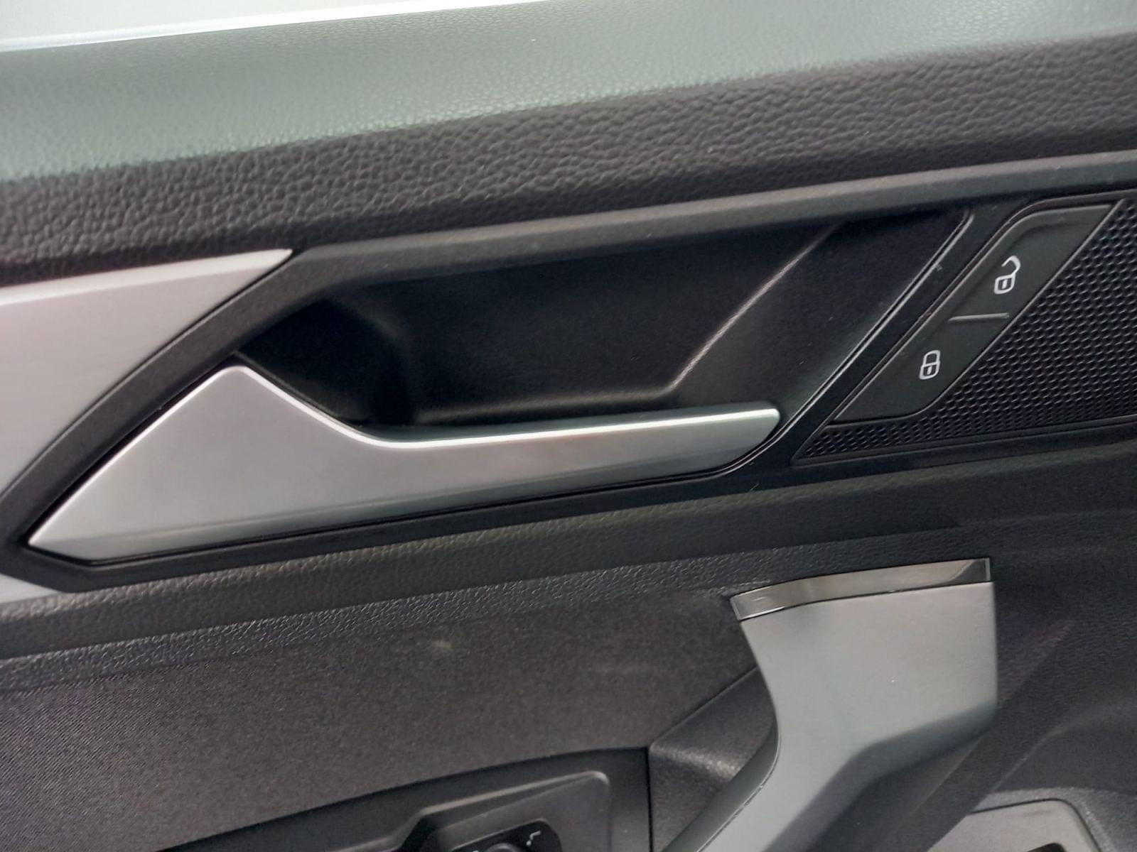 VOLKSWAGEN TIGUAN 2.0 TDi SCR Comfortline (EU6.2) Module 13 