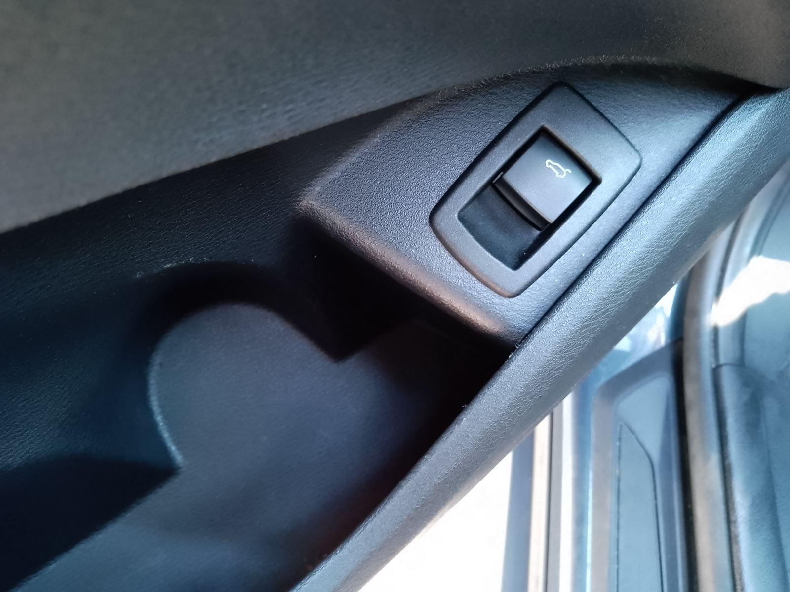 BMW X1 2.0 d sDrive18 AdBlue Business Model 12 