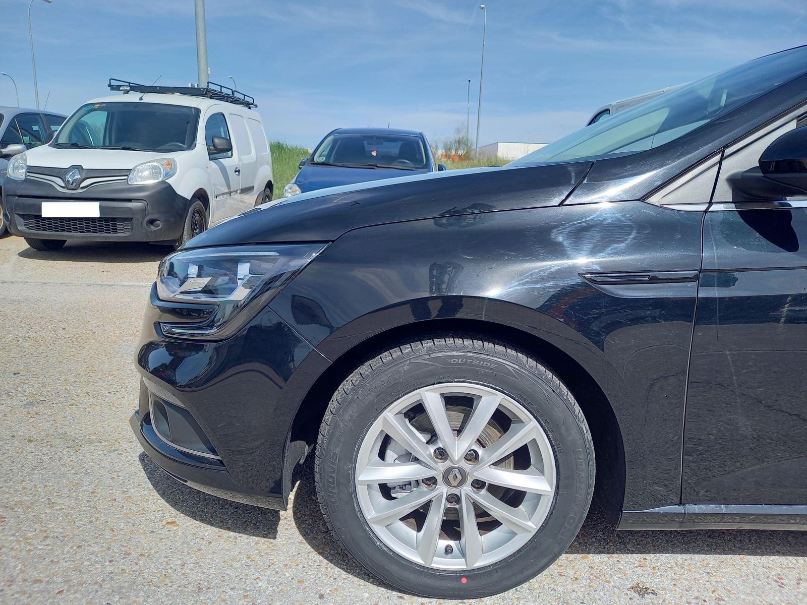 RENAULT MéGANE GRAND TOUR 1.5 BLUE DCI CORPORATE EDITIO 9 
