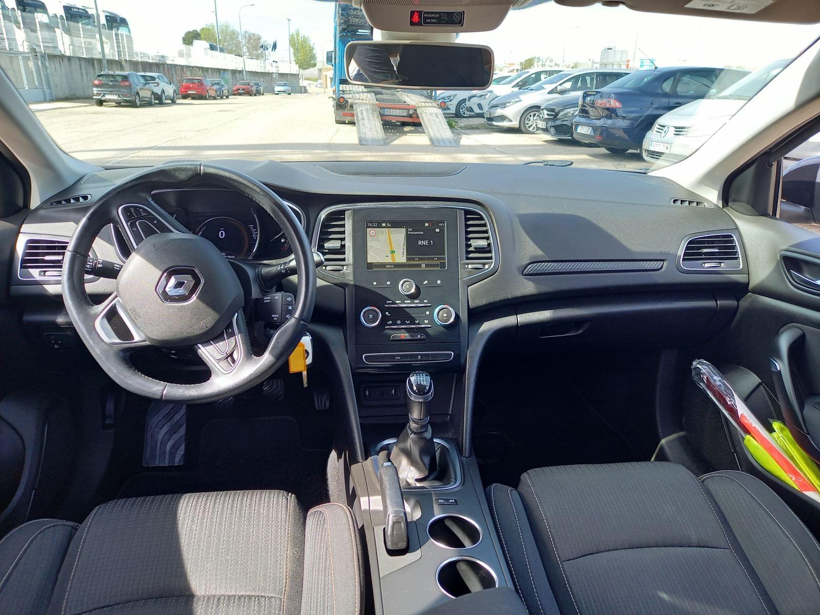 RENAULT MéGANE GRAND TOUR 1.5 BLUE DCI CORPORATE EDITIO 28 