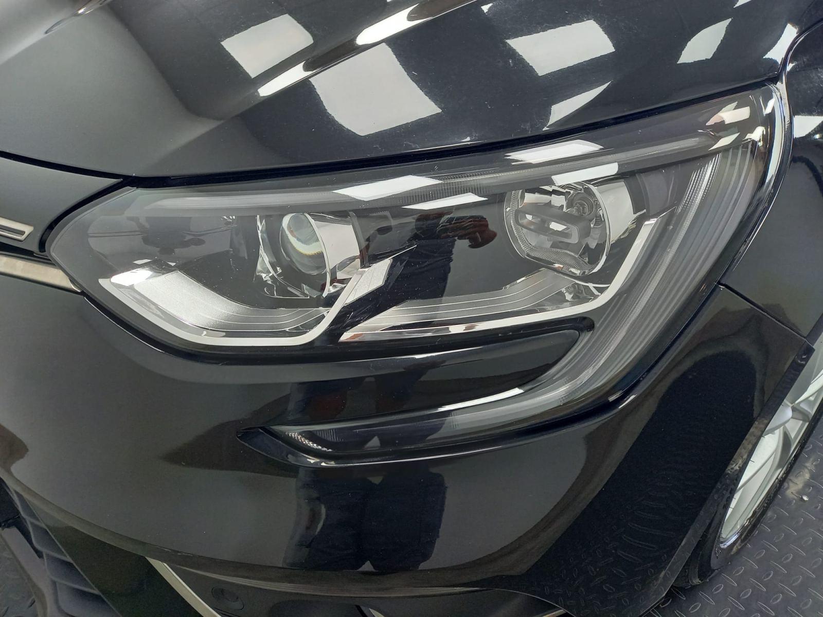 RENAULT MéGANE GRAND TOUR 1.5 BLUE DCI CORPORATE EDITIO 26