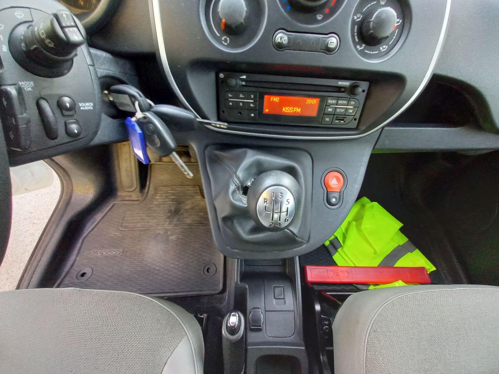 RENAULT KANGOO FURGON EXPRESS MAXI 1.5 Blue 95CV Grand Confo 17 