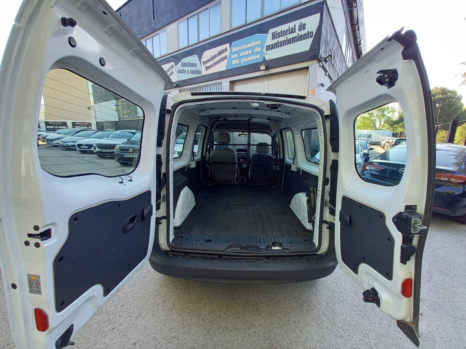 RENAULT KANGOO FURGON EXPRESS MAXI 1.5 Blue 95CV Grand Confo 24 