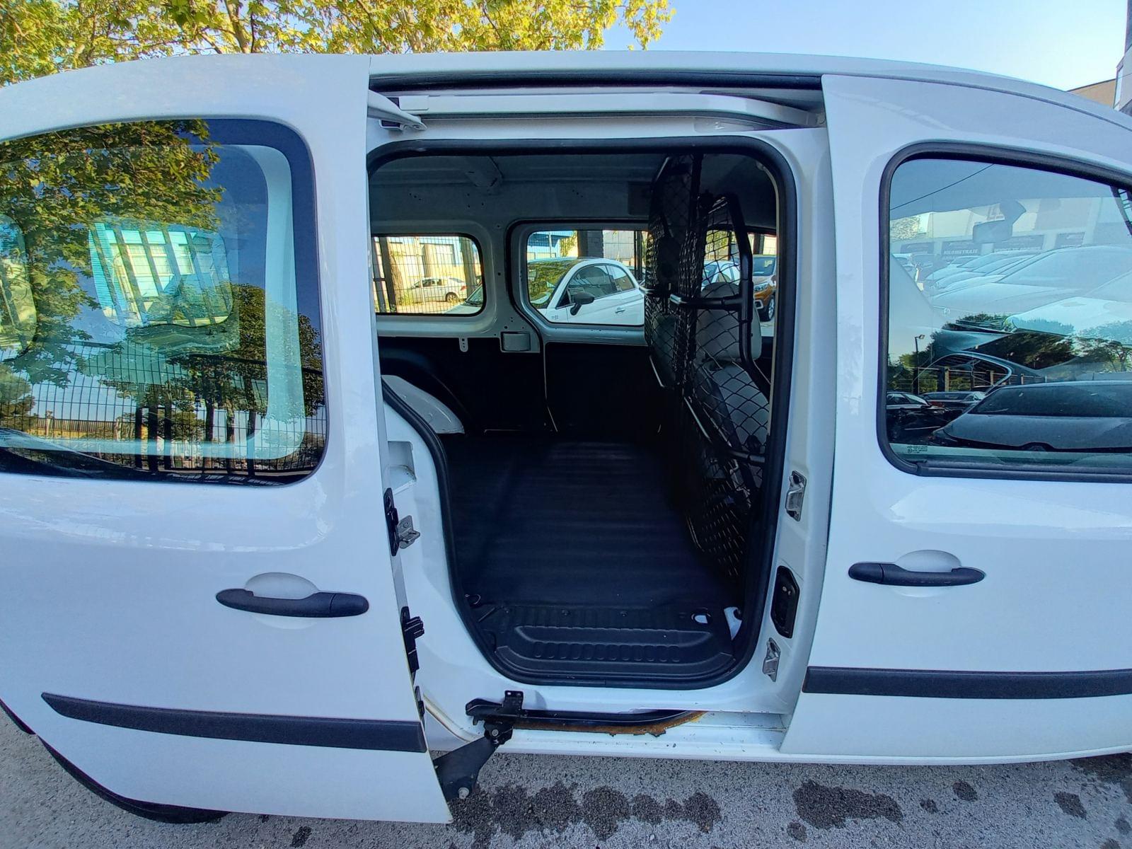 RENAULT KANGOO FURGON EXPRESS MAXI 1.5 Blue 95CV Grand Confo 26 
