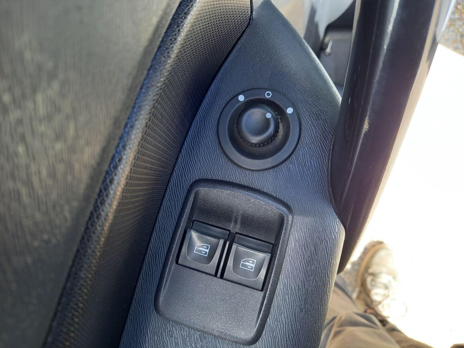 RENAULT KANGOO FURGON EXPRESS MAXI 1.5 Blue 95CV Grand Confort 9 