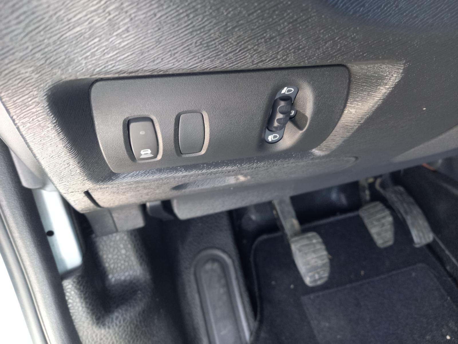 RENAULT KANGOO FURGON EXPRESS MAXI 1.5 Blue 95CV Grand Confort 12 