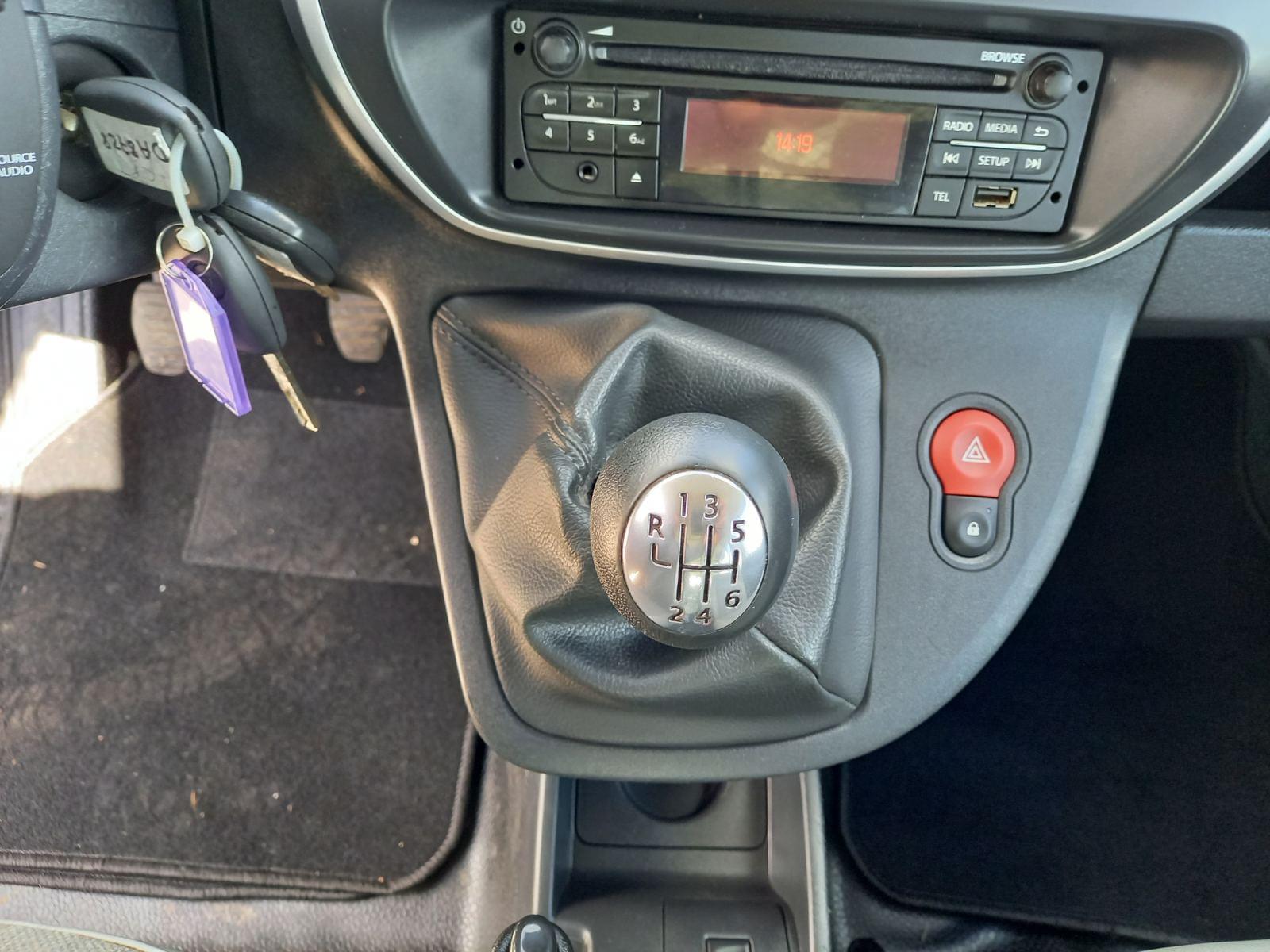 RENAULT KANGOO FURGON EXPRESS MAXI 1.5 Blue 95CV Grand Confort 19 