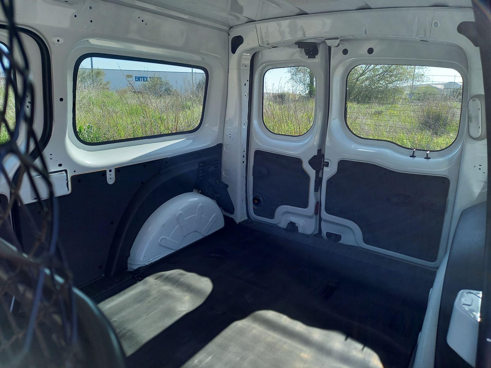 RENAULT KANGOO FURGON EXPRESS MAXI 1.5 Blue 95CV Grand Confort 26 