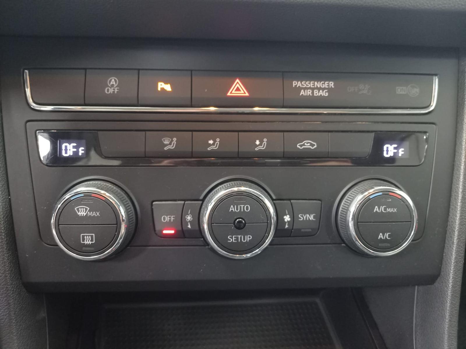 SEAT LEON 1.5 TGI 96kW (130CV) St&Sp Style 11