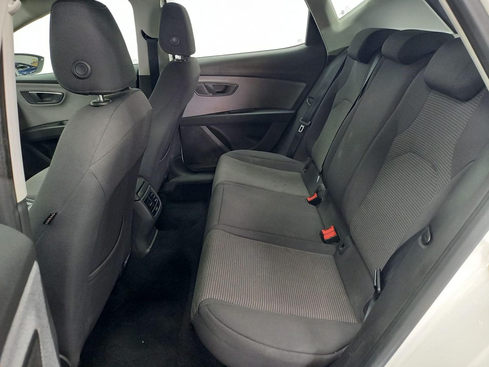 SEAT LEON 1.5 TGI 96kW (130CV) St&Sp Style 23