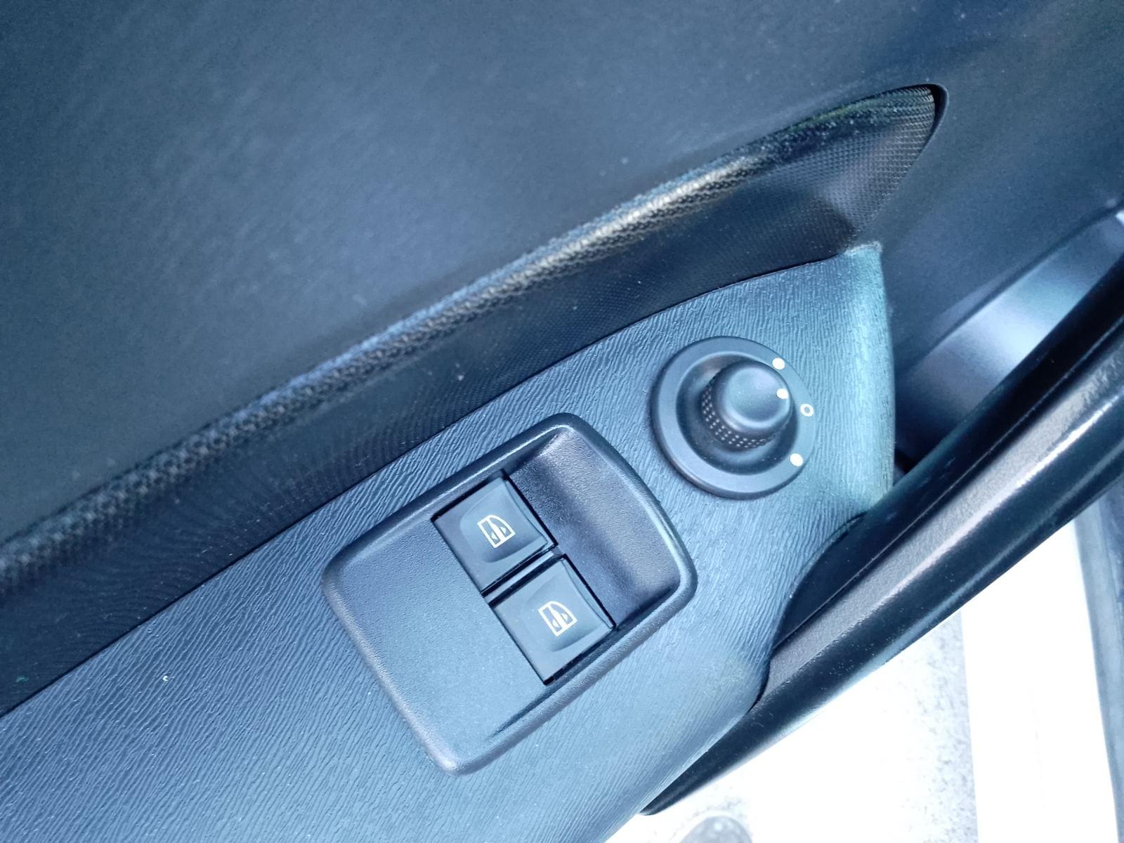 RENAULT KANGOO FURGON EXPRESS MAXI 1.5 Blue d Grand Confort 10 