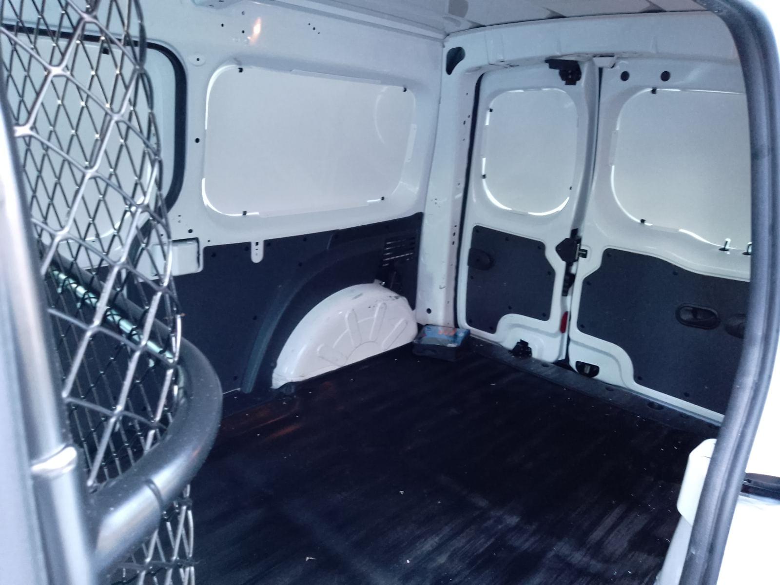 RENAULT KANGOO FURGON EXPRESS MAXI 1.5 Blue d Grand Confort 26 
