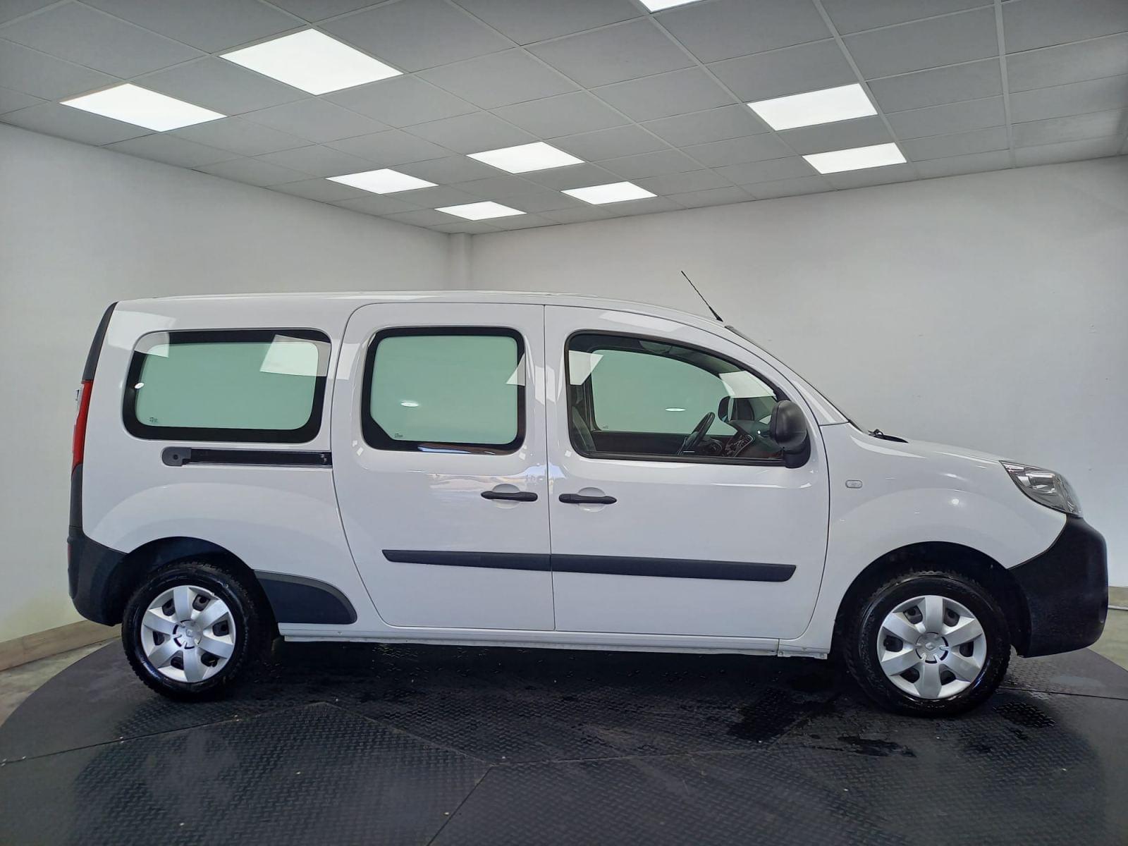 RENAULT KANGOO FURGON MAXI EXPRESS MAXI 1.5 Blue d Grand Confort 3 