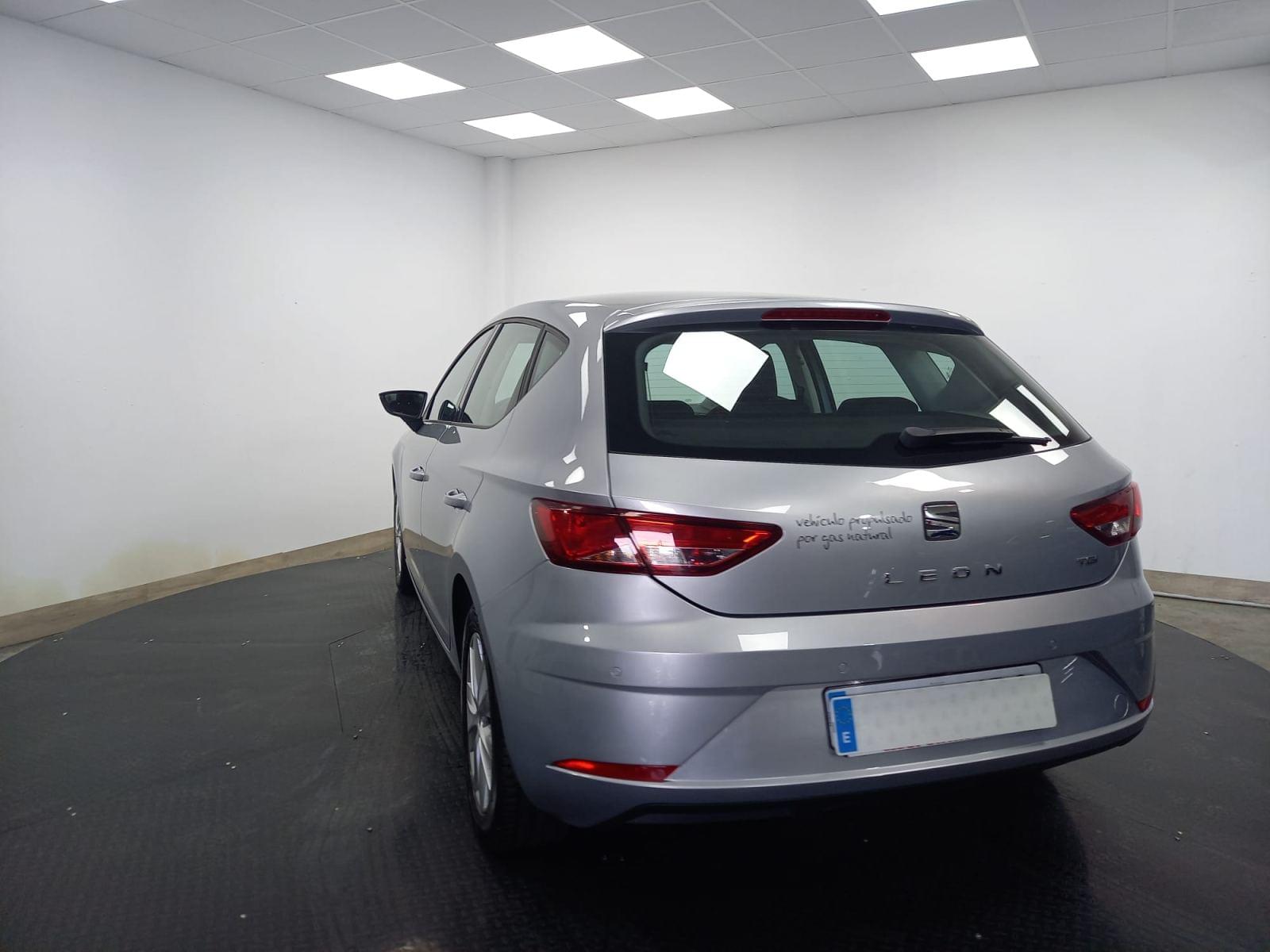 SEAT LEON 1.4 TGI GNC DSG-7 St&Sp Style 6