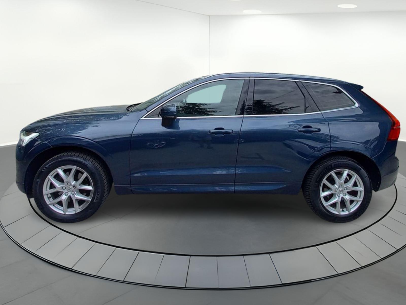 VOLVO XC60 2.0 D3 MOMENTUM ADBLUE (EU6D-T) 3 