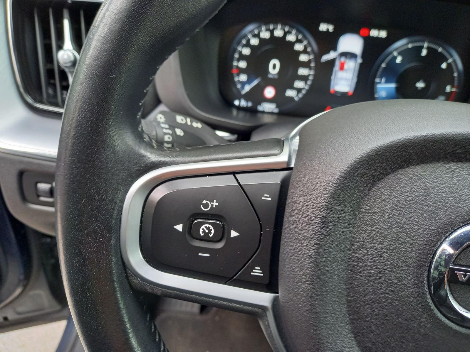 VOLVO XC60 2.0 D3 MOMENTUM ADBLUE (EU6D-T) 15 