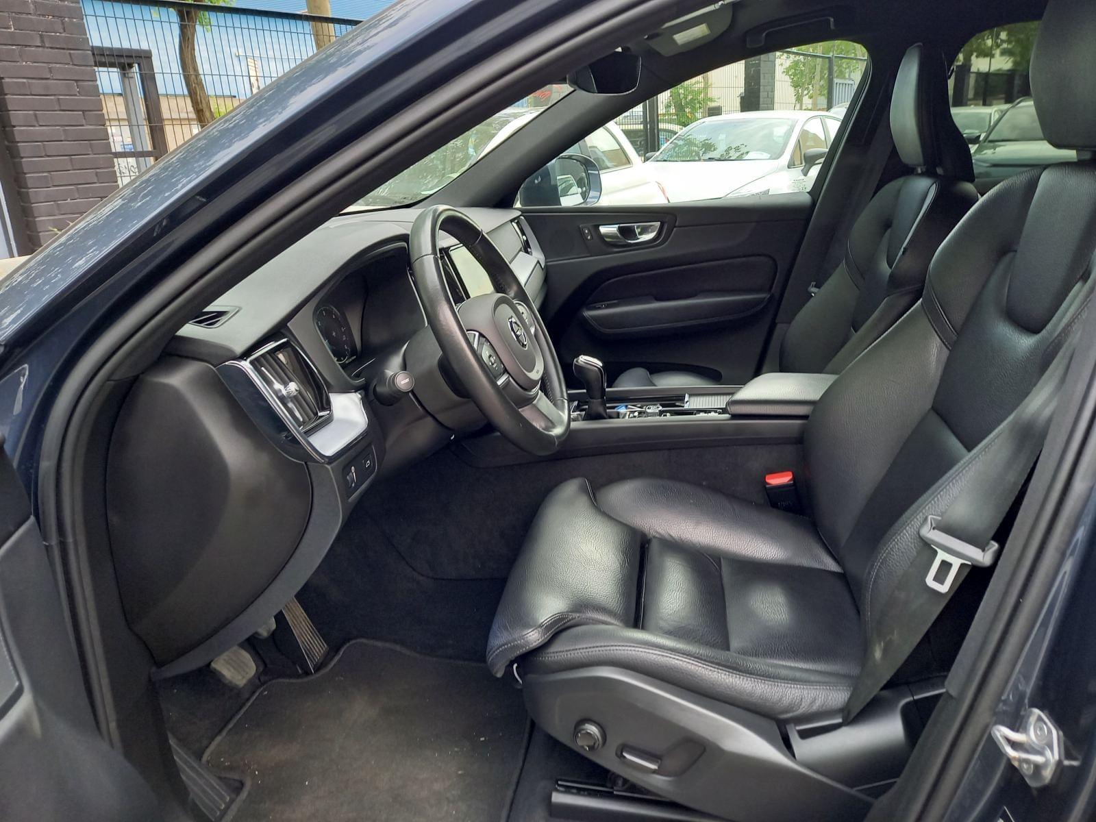 VOLVO XC60 2.0 D3 MOMENTUM ADBLUE (EU6D-T) 23 