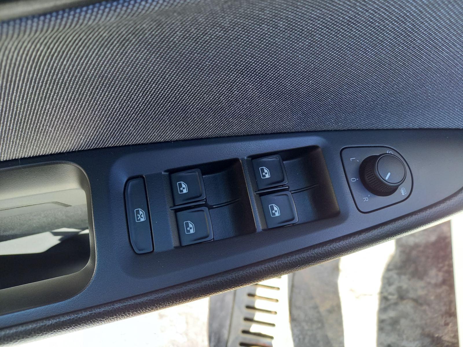 SEAT LEON ST 5F8 STYLE EDITION 1.6 TDI 115CV 13 