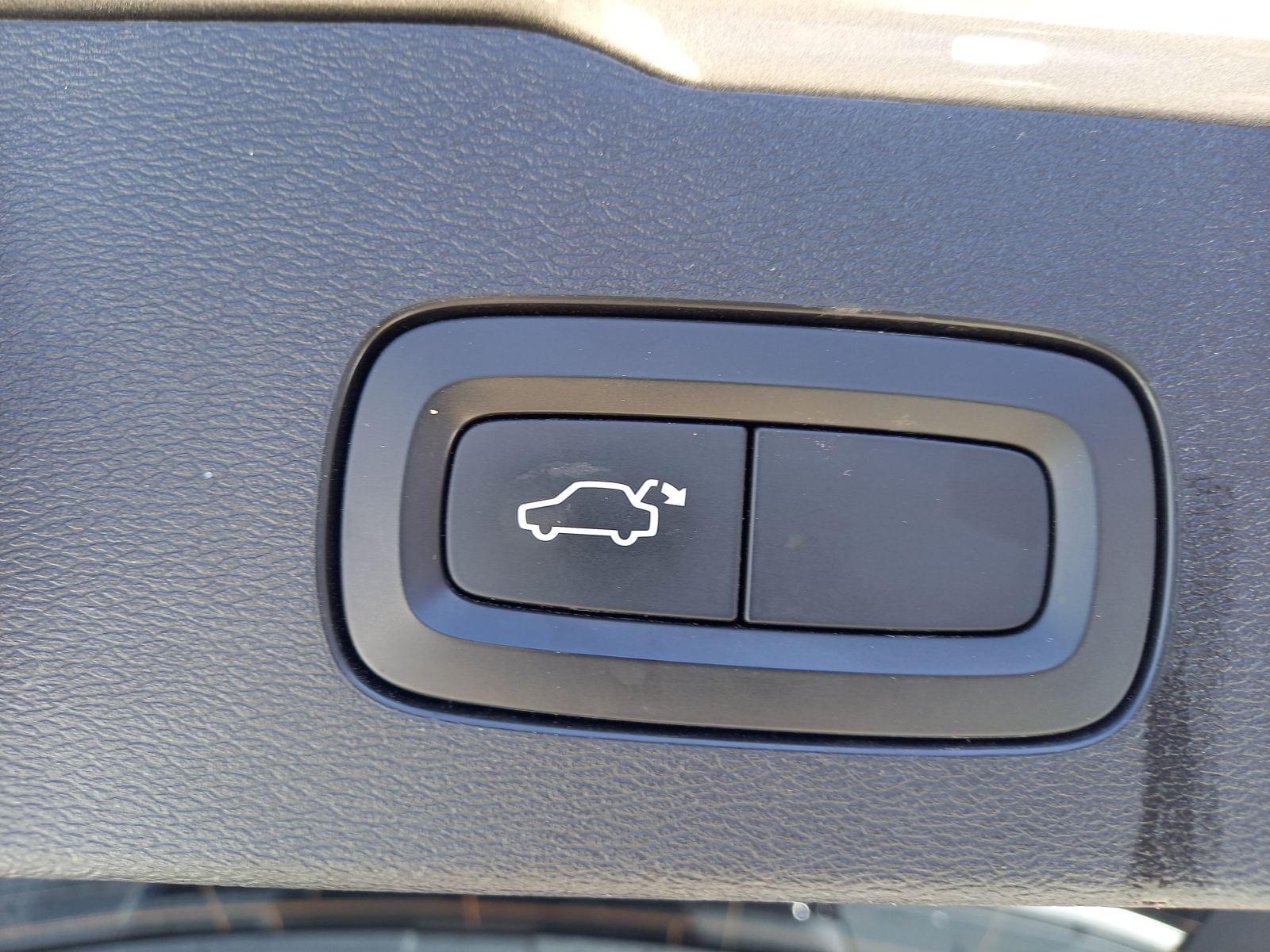 VOLVO V60 2.0 T8 AWD PHEV INSCRIPTION GE 31 