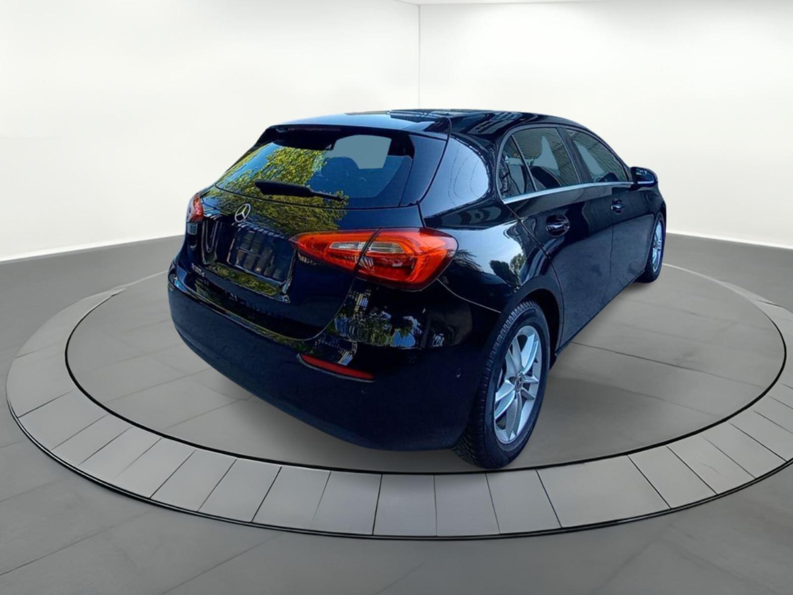 MERCEDES CLASE A 180 D BUSINESS SOLUTION AUT 4 