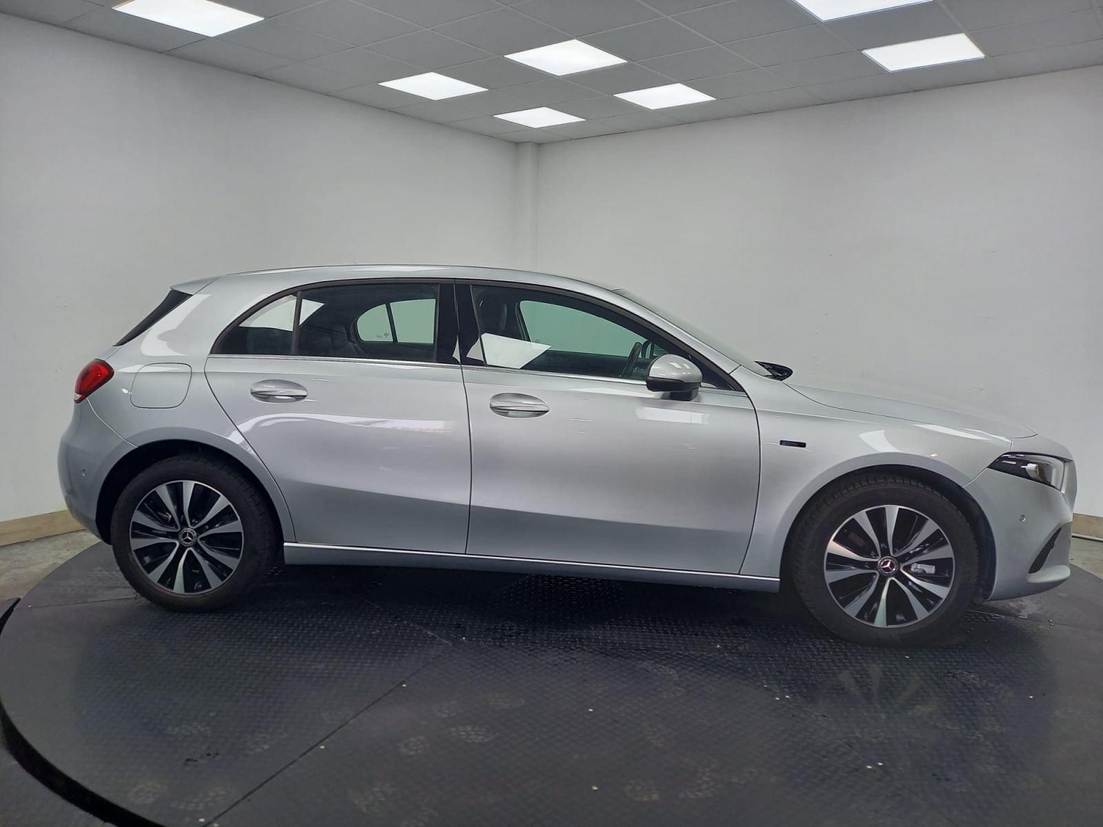 MERCEDES CLASE A 250 E PHEV AUT 3 