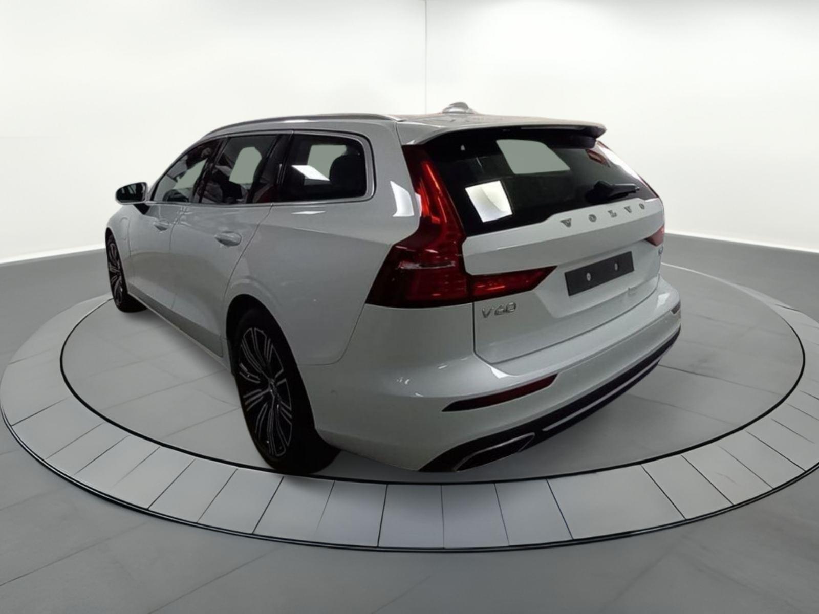 VOLVO V60 2.0 T8 AWD PHEV INSCRIPTION GE 4 