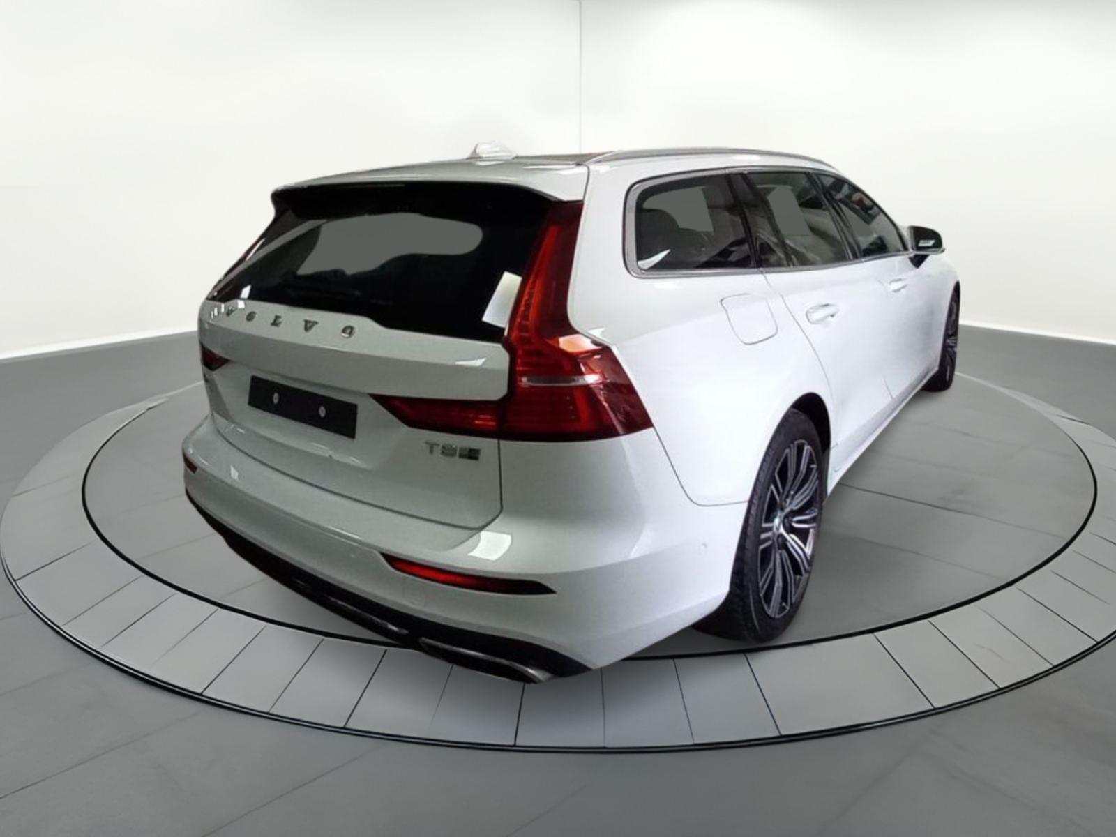 VOLVO V60 2.0 T8 AWD PHEV INSCRIPTION GE 3 