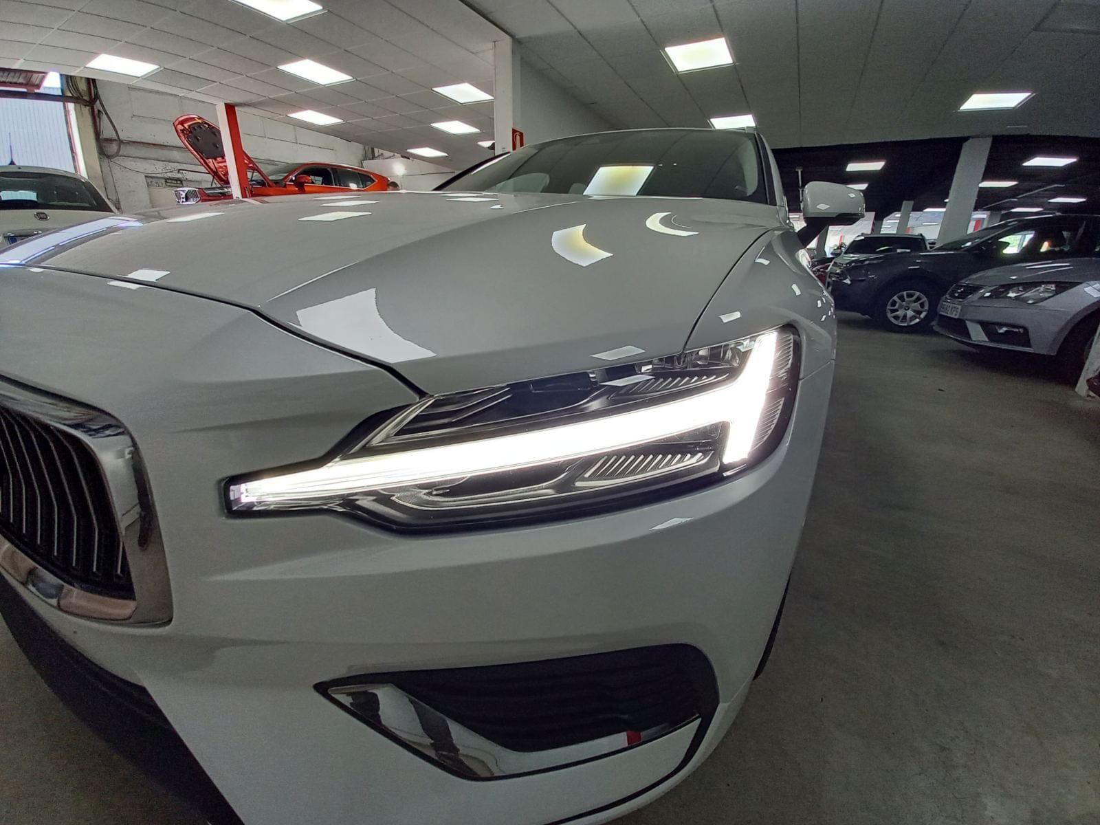 VOLVO V60 2.0 T8 AWD PHEV INSCRIPTION GE 6 