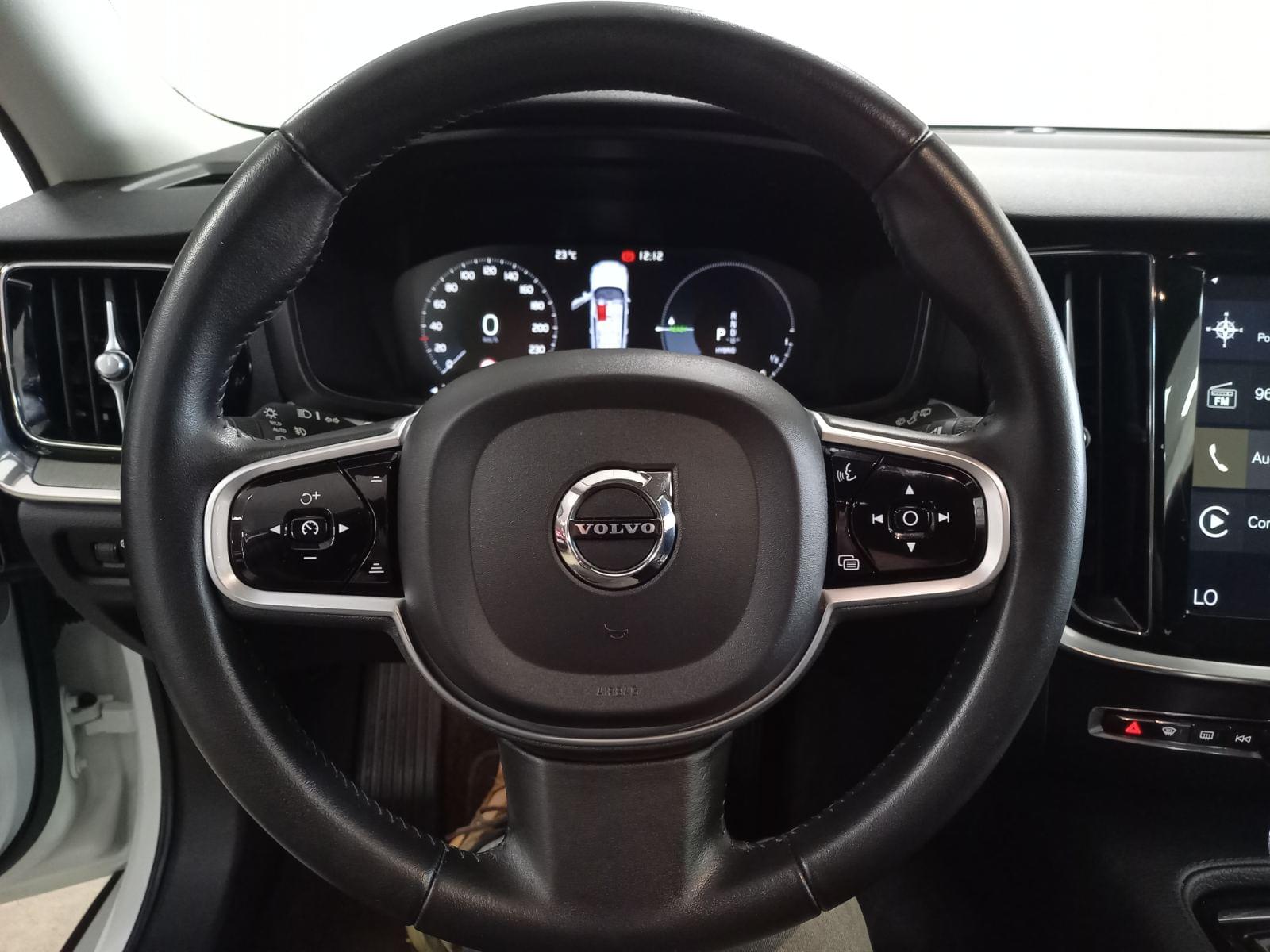 VOLVO V60 2.0 T8 AWD PHEV INSCRIPTION GE 16 