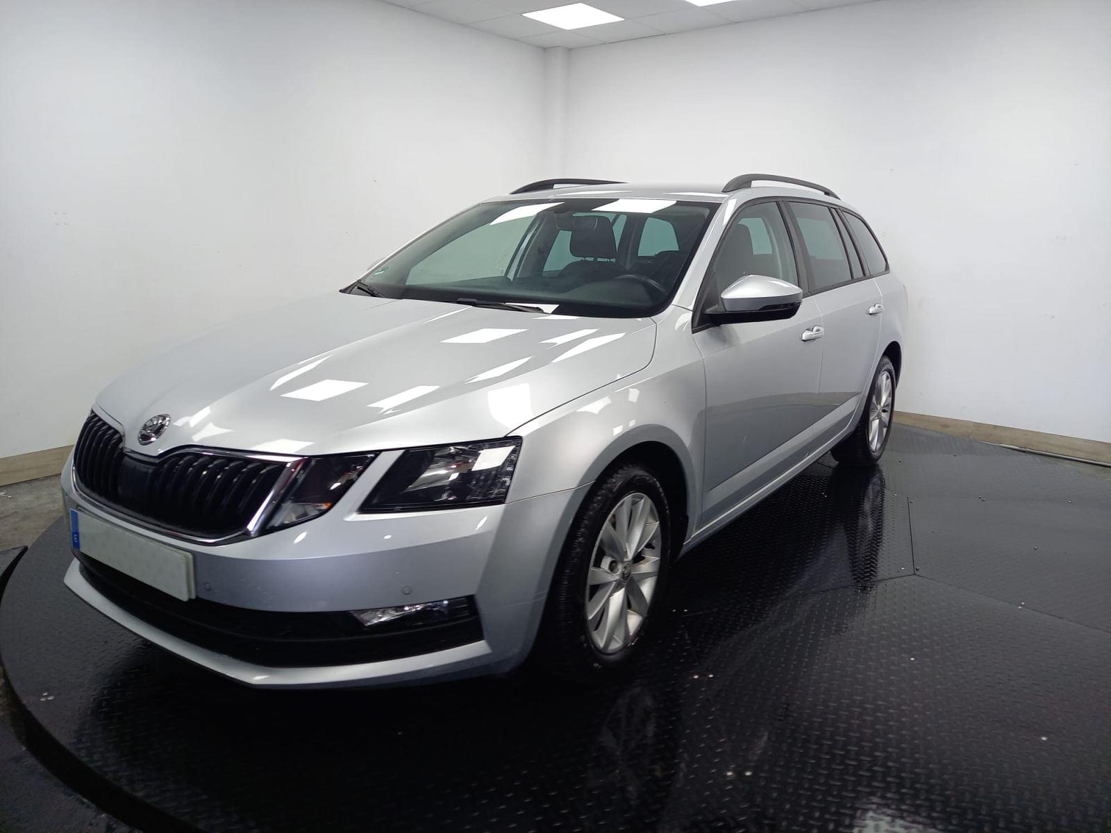 SKODA OCTAVIA COMBI 1.0 TSI AMBITION DSG AUT 1 