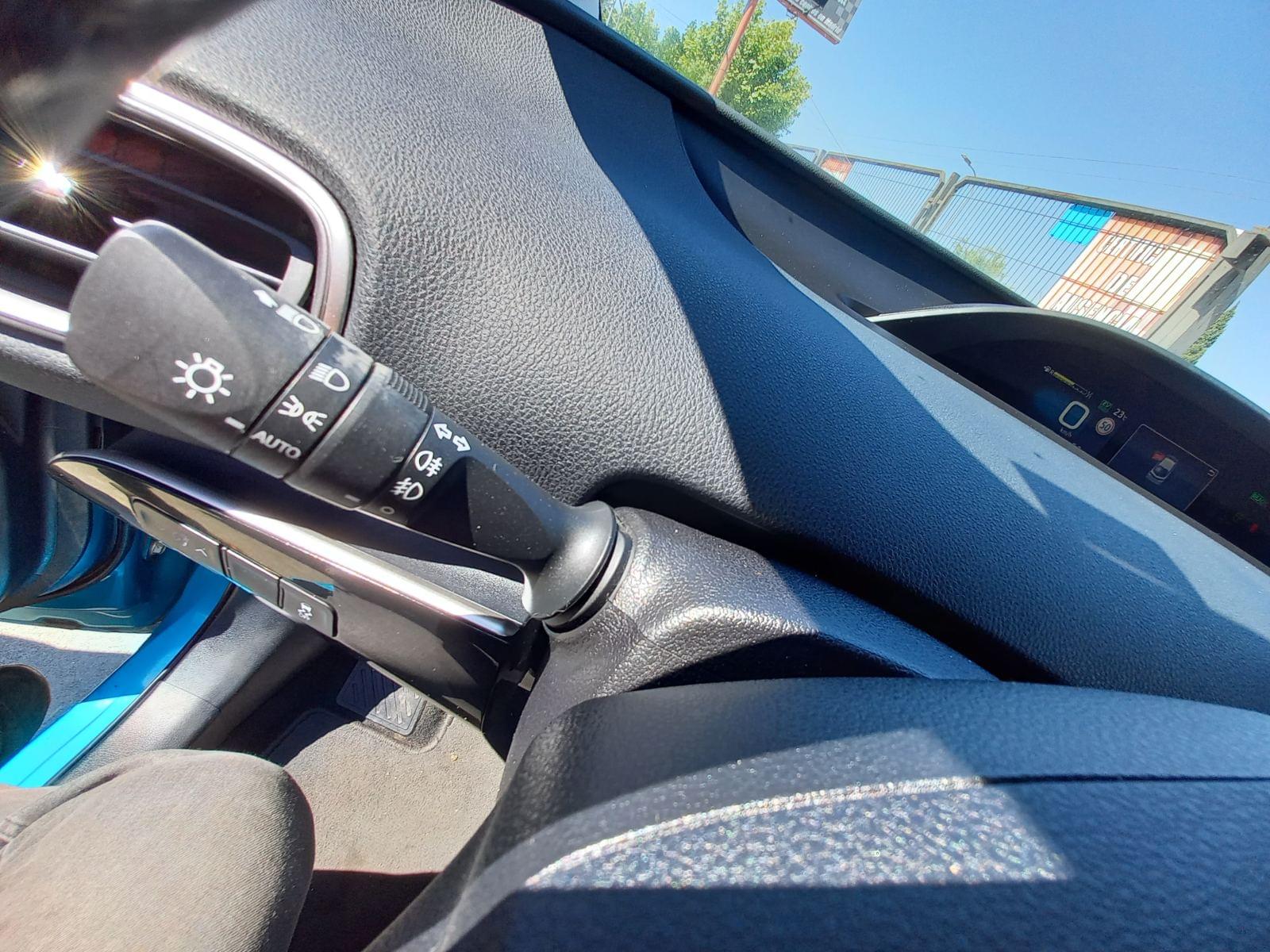 TOYOTA PRIUS PHV 1.8I VVT-I PHEVSOLAR 5PL. CVT 15 