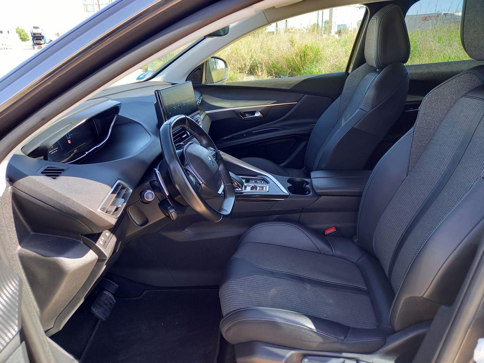 PEUGEOT 3008 HYBRID 225 ALLURE 1.6 PLUG-IN 225CV AT8 28 