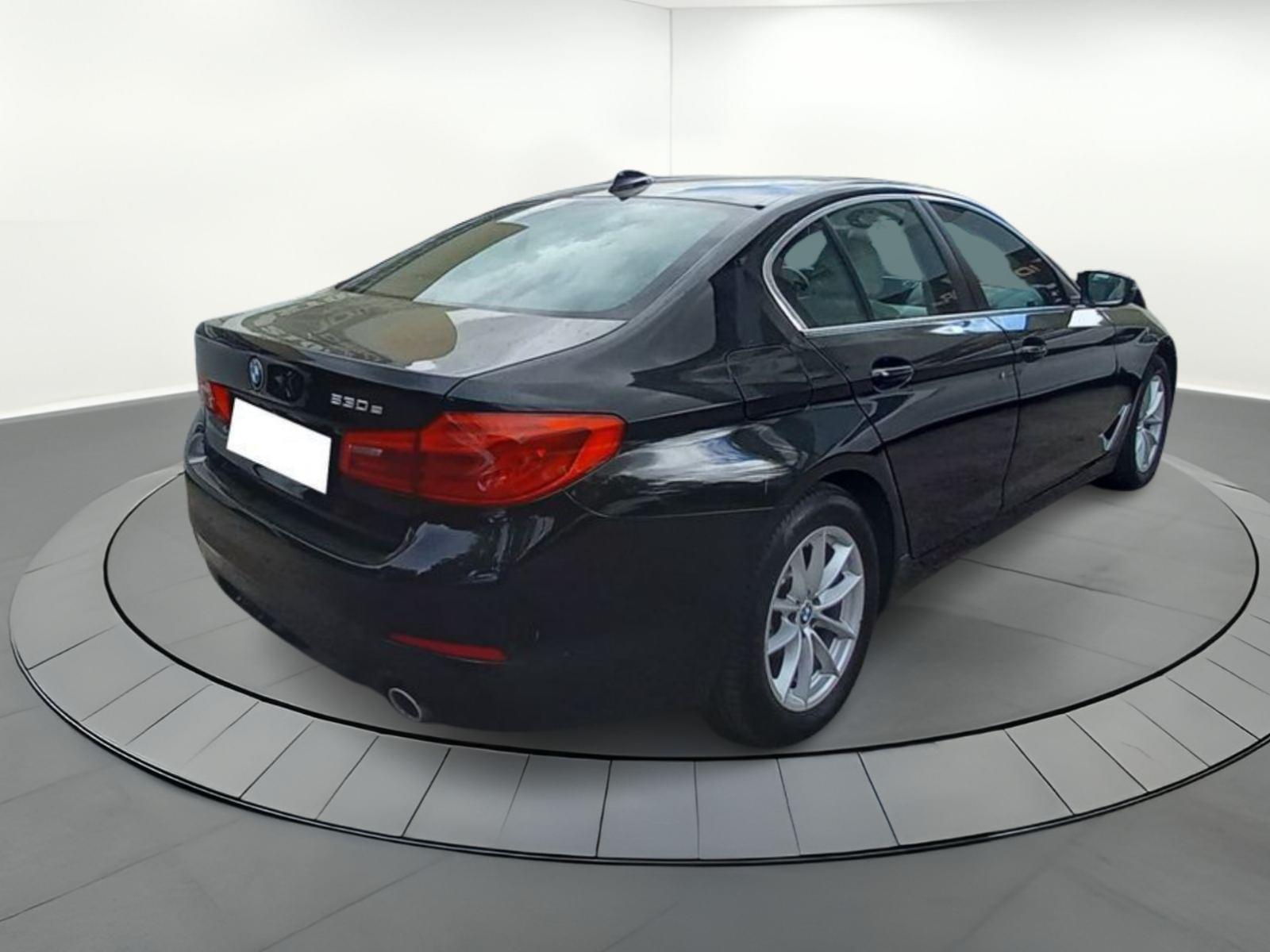 BMW SERIE 5 BERLINA 530E 2.0 250CV AT8  PERFORMANCE 4 