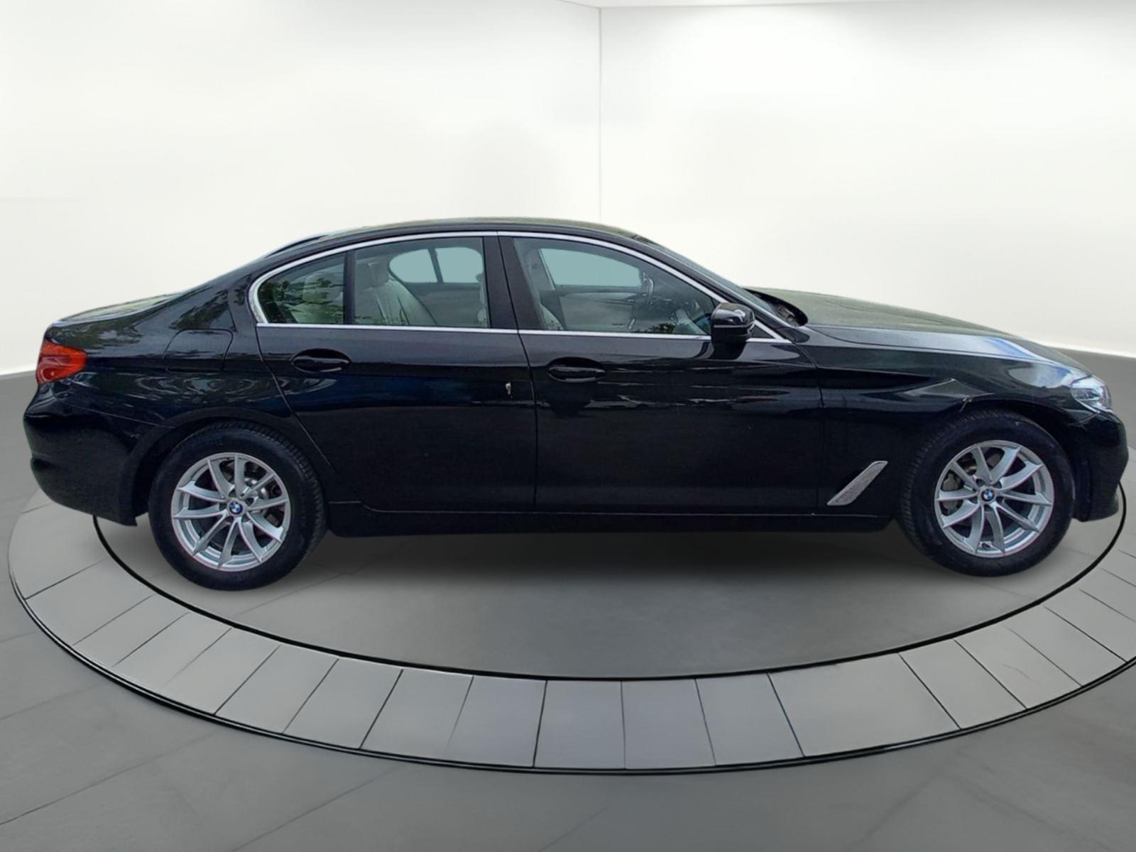 BMW SERIE 5 BERLINA 530E 2.0 250CV AT8  PERFORMANCE 7 
