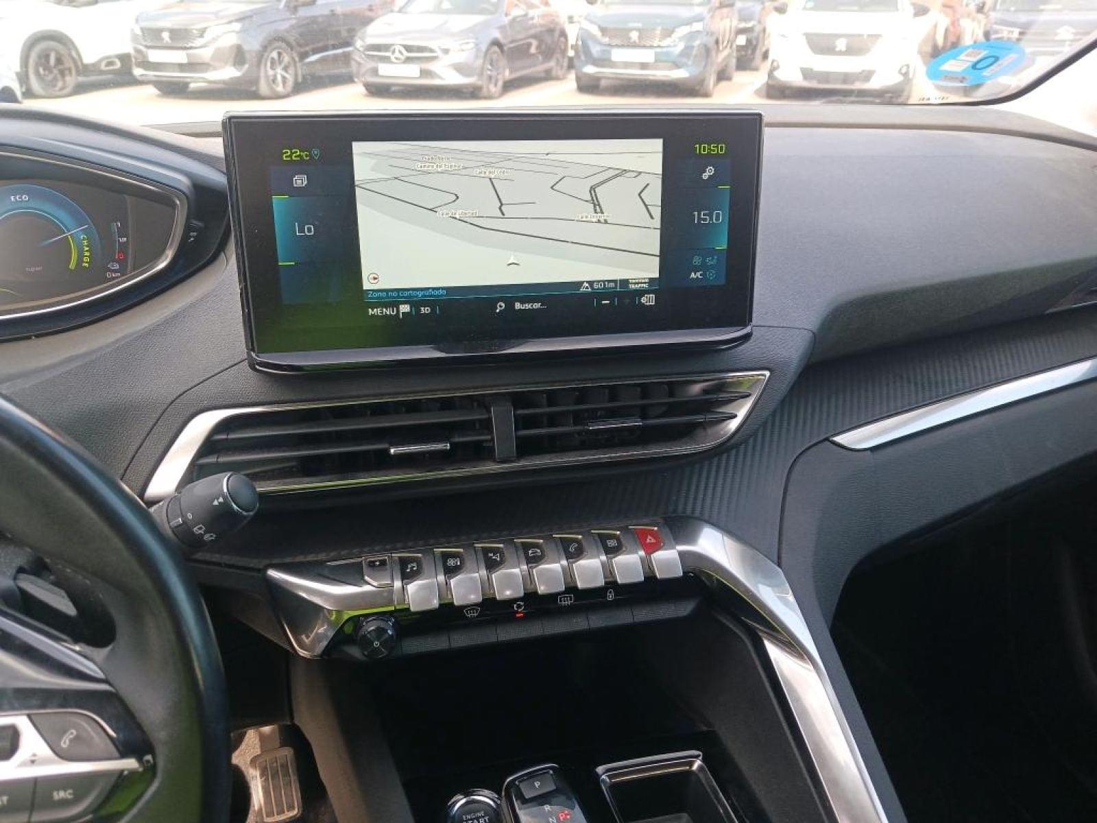 PEUGEOT 3008 HYBRID 225 ALLURE 1.6 PLUG-IN 225CV AT8 11 