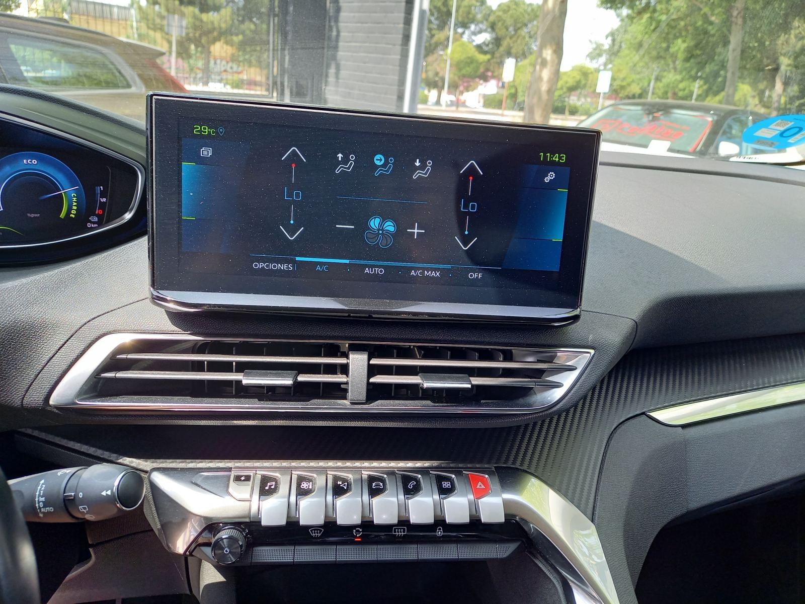 PEUGEOT 3008 HYBRID 225 ALLURE 1.6 PLUG-IN 225CV AT8 19 