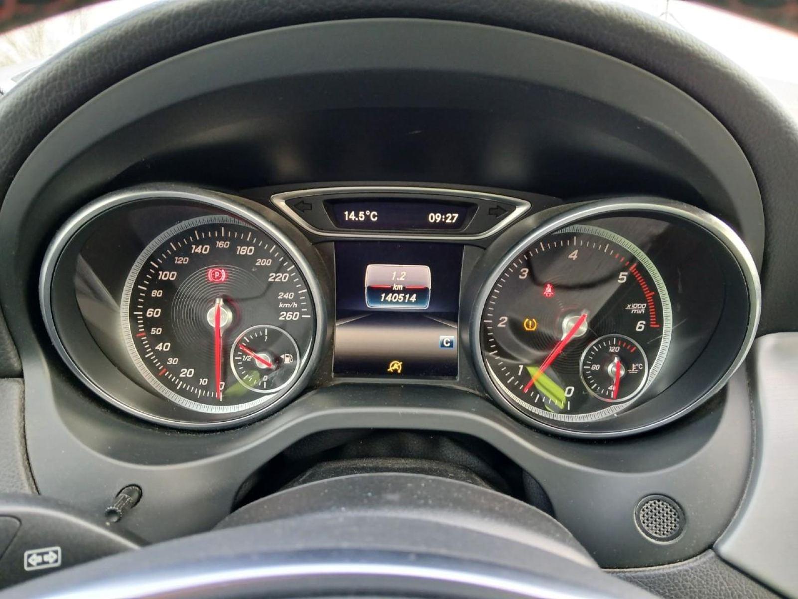 MERCEDES CLASE GLA 200 CDI / D 2.1 AMG LINE 135CV MT6 E6 4 
