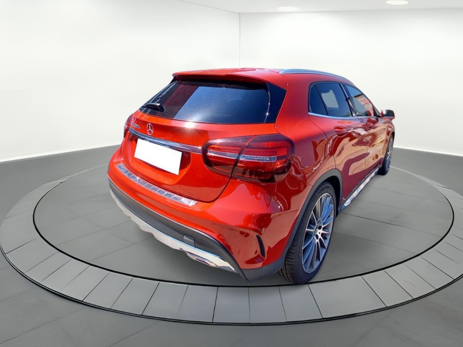 MERCEDES CLASE GLA 200 CDI / D 2.1 AMG LINE 135CV MT6 E6 4 