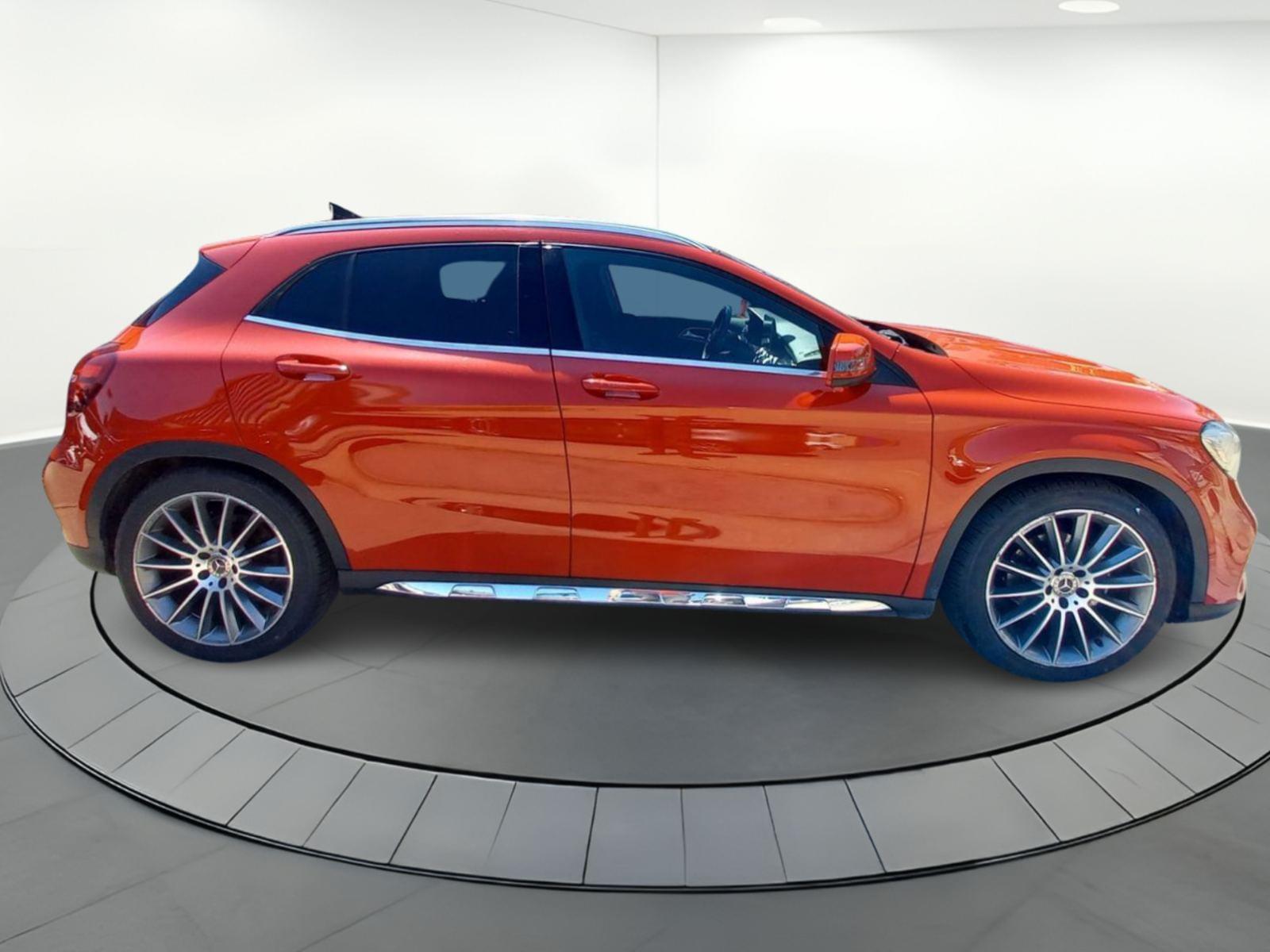 MERCEDES CLASE GLA 200 CDI / D 2.1 AMG LINE 135CV MT6 E6 7 