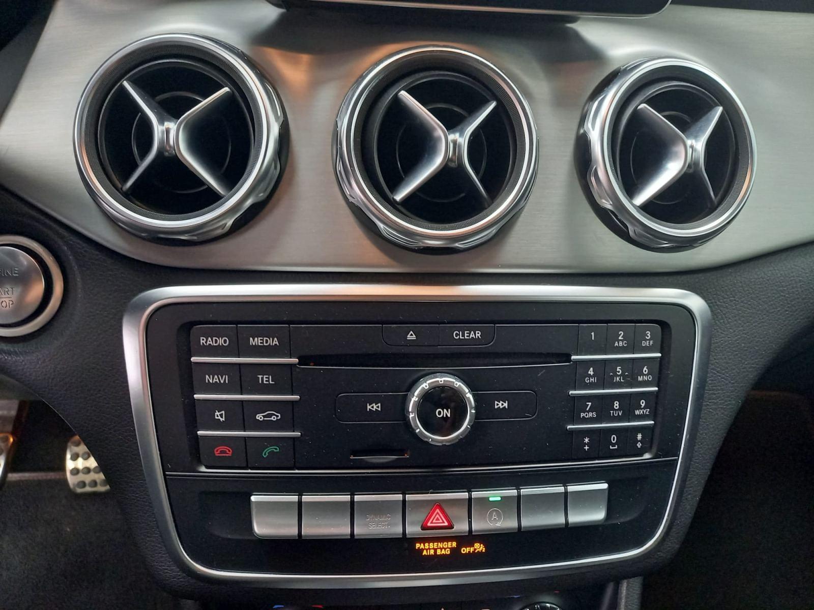 MERCEDES CLASE GLA 200 CDI / D 2.1 AMG LINE 135CV MT6 E6 20 