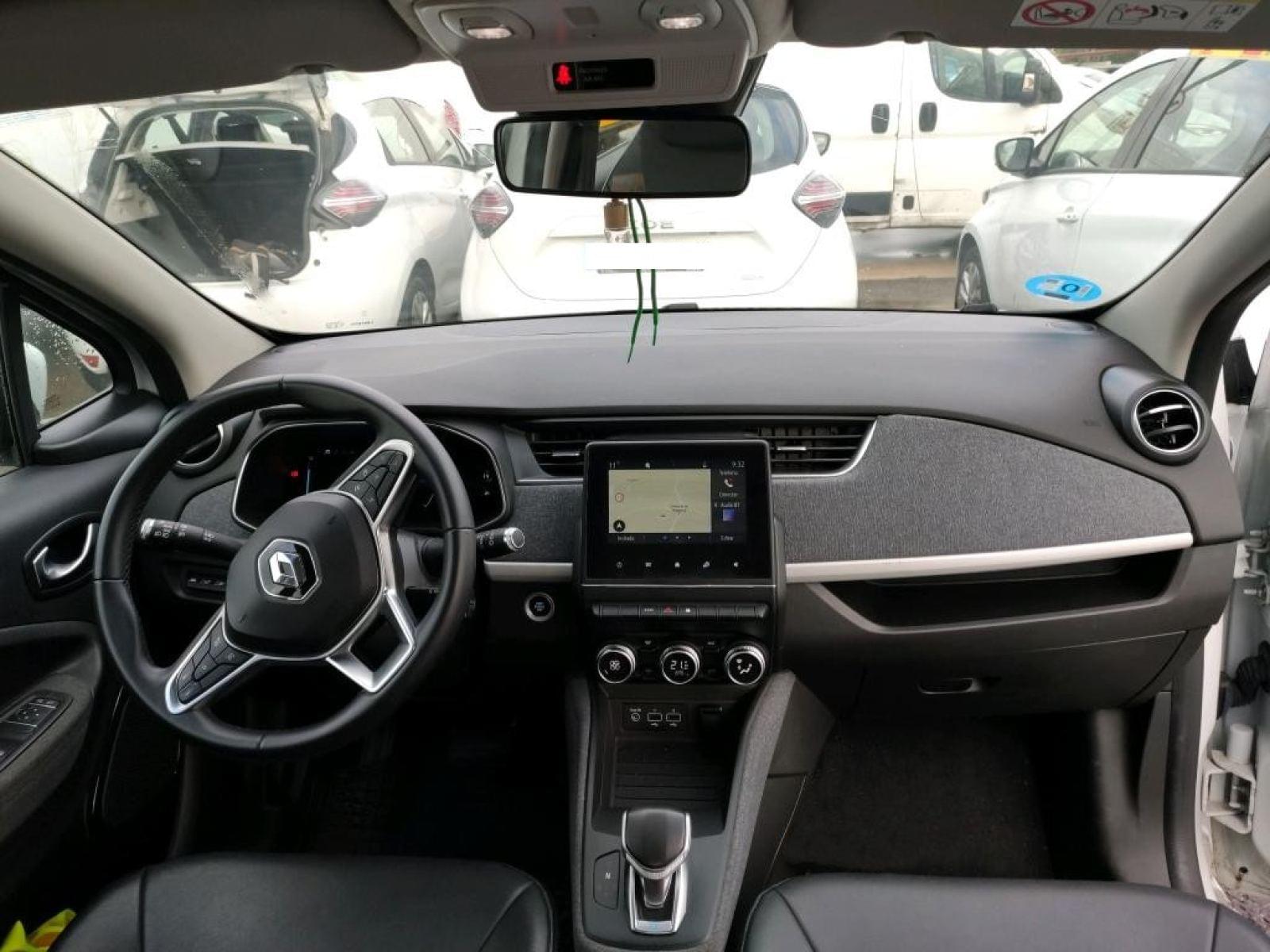RENAULT ZOE INTENS  R135 BATERÍA PROPIEDAD 50KWH 3 