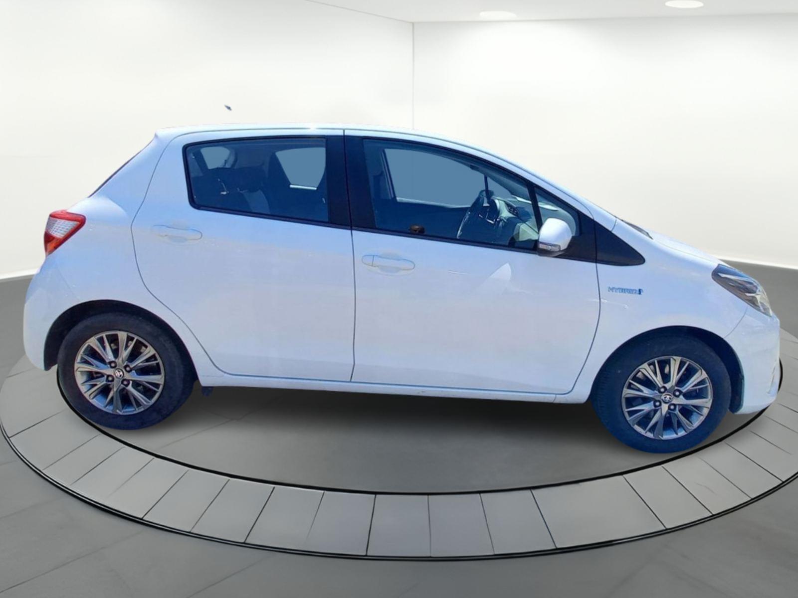 TOYOTA YARIS BERLINA CON PORTÓN 1.5 100H ACTIVE 7 