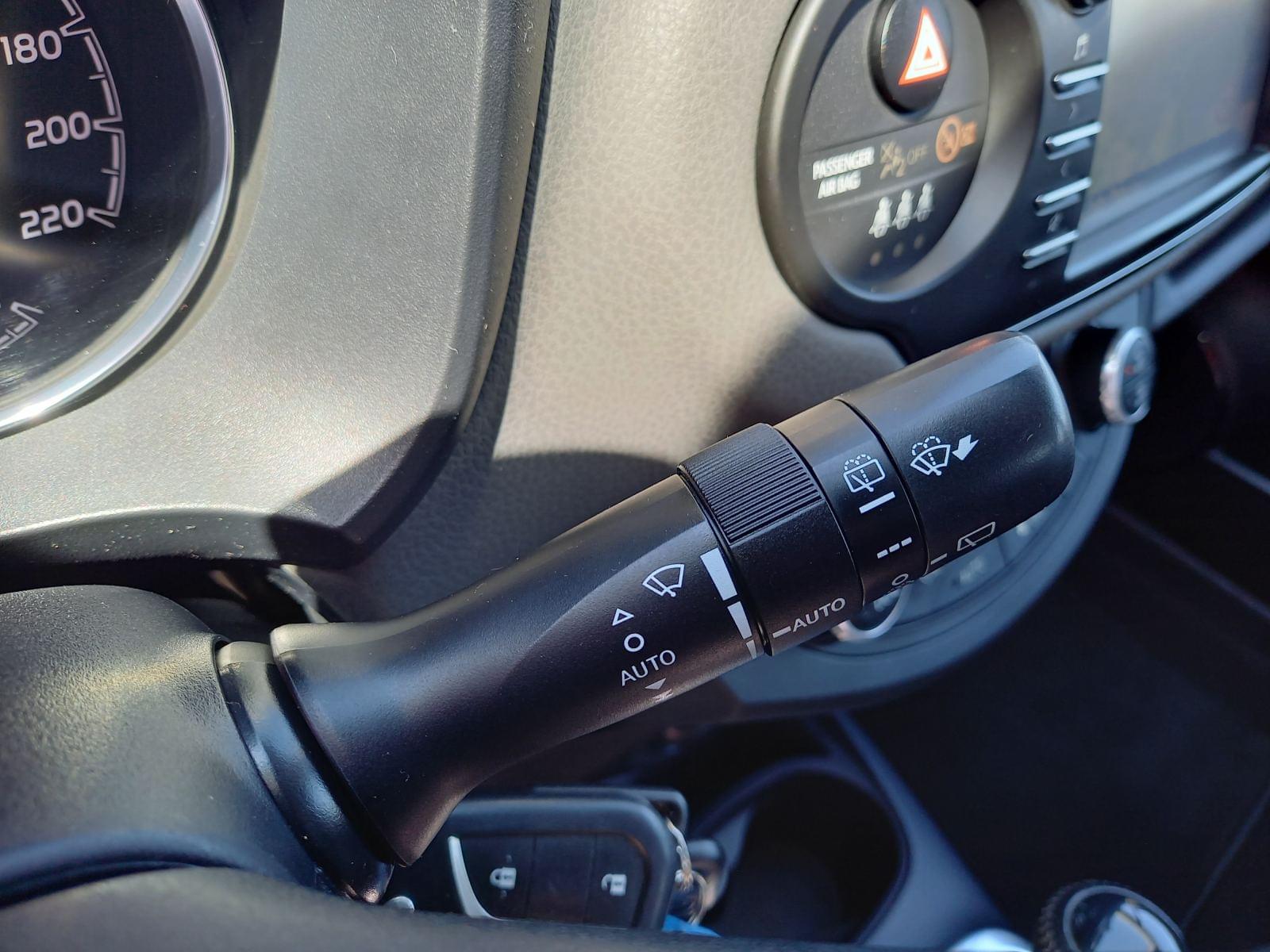 TOYOTA YARIS BERLINA CON PORTÓN 1.5 100H ACTIVE 19 