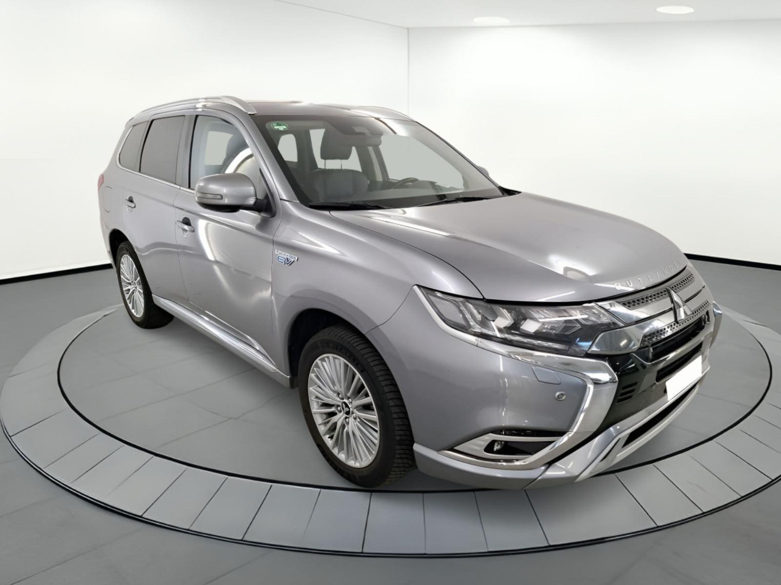 MITSUBISHI OUTLANDER 2.4i 4WD PHEV Business Edition SDA-NAV 2 