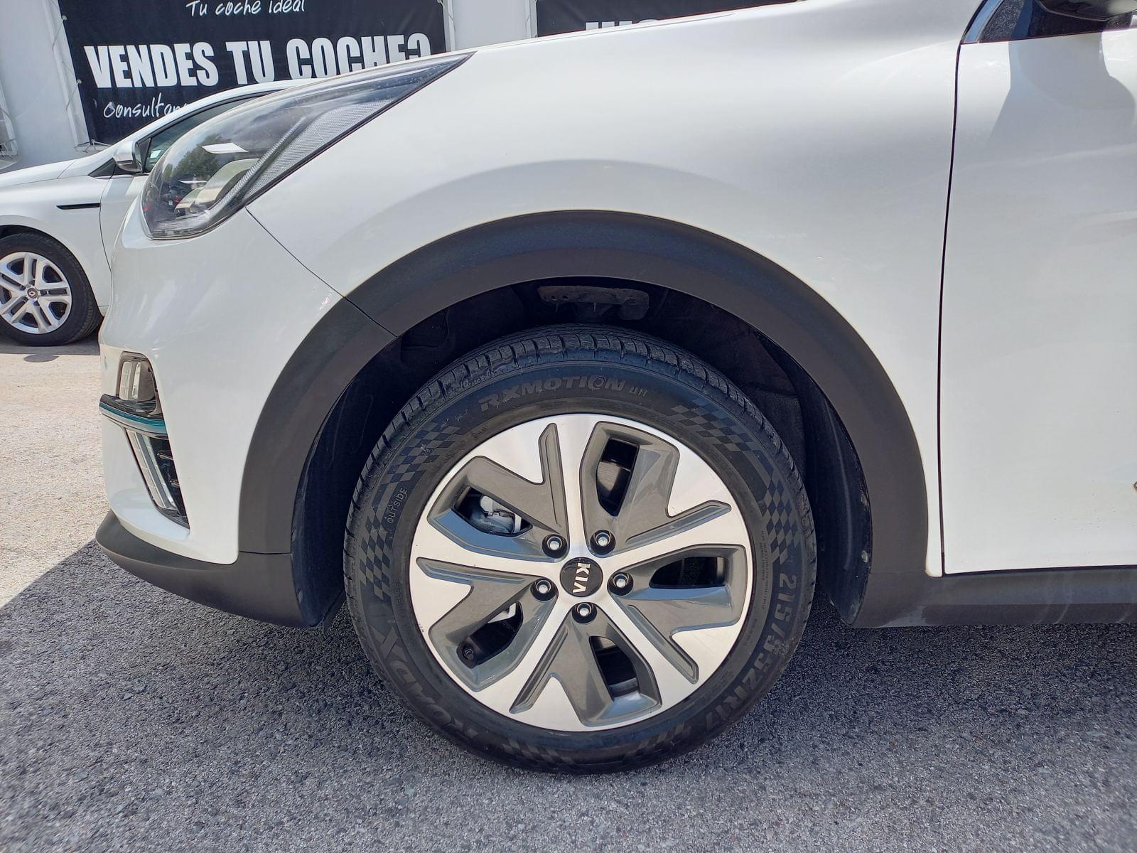 KIA E-NIRO EMOTION 205CV 8 
